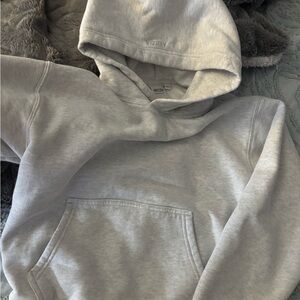 Aritzia Hoodie (HEATHER CLOUD WHITE)
